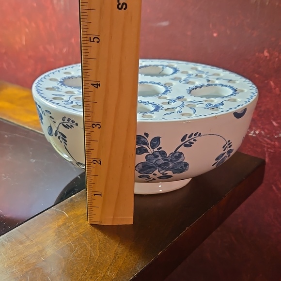 Vtg. 1950s Mottahedeh Metropolitan Museum of Art Ceramic Flower Frog Bulb Vase - Picture 4 of 8